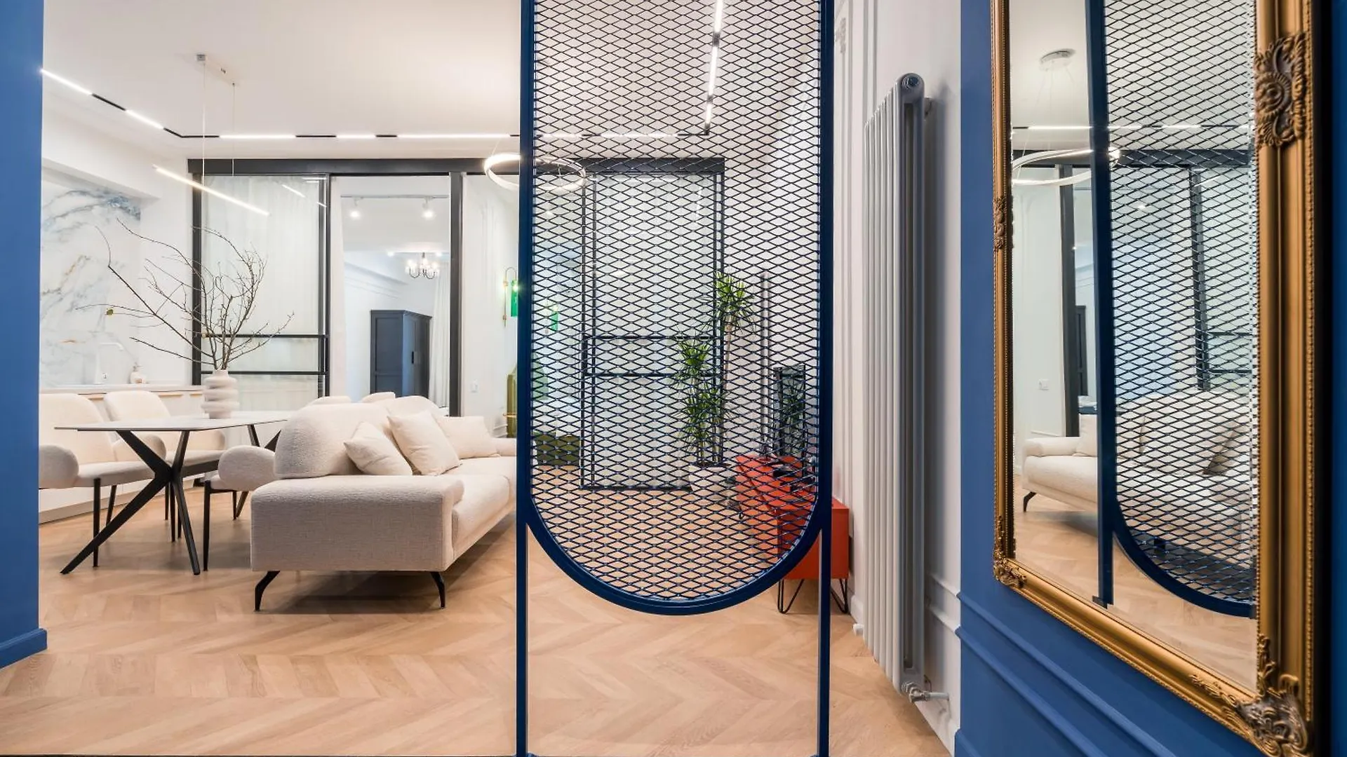 In The Heart Of Tbilisi Apartment